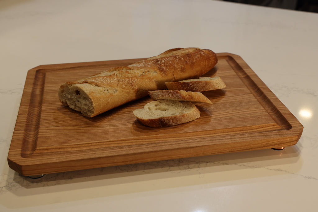 Cherry Edge Grain Cutting Board With Chamfer, Juice Groove, & Metal Feet