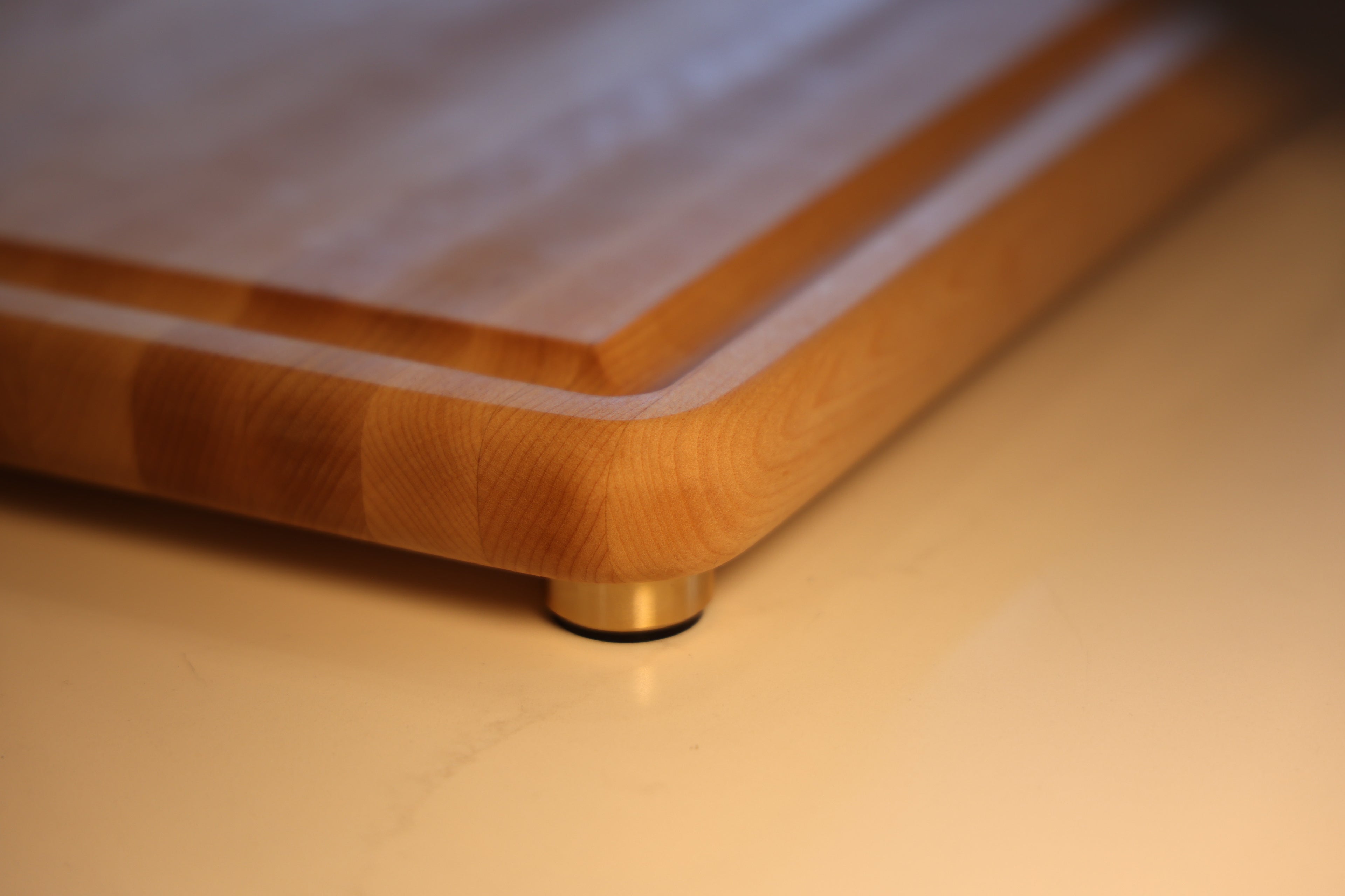 Cherry Edge Grain Cutting Board With Roundover, Juice Groove, & Metal Feet