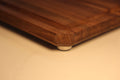 Walnut Edge Grain Cutting Board With Chamfer, Juice Groove, & Metal Feet